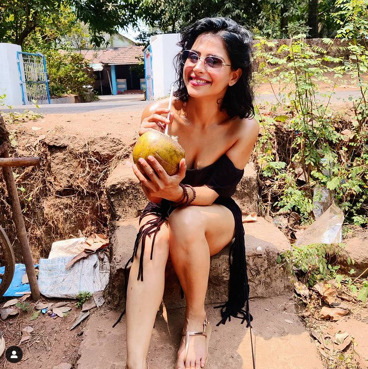 Sunaina rekhi glamorous photo shoot