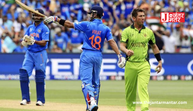 पाकिस्तान के 'हैवीवेट' क्रिकेटर ने जड़ा तूफानी शतक चौकों और छक्कों की बरसात कर जीता फैन्स का दिल