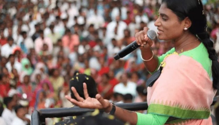 तेलंगाना में महिलाओं का सम्मान नहीं