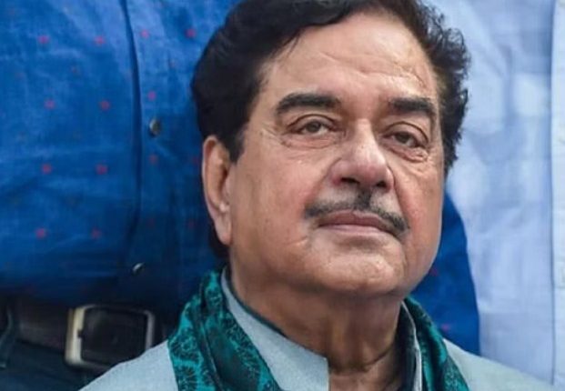 Shatrughan Sinha: सलीम खान के चलते शत्रुघ्न सिन्हा को मिली थी काला पत्थर, तब दुविधा में पड़ गए थे यश चोपड़ा