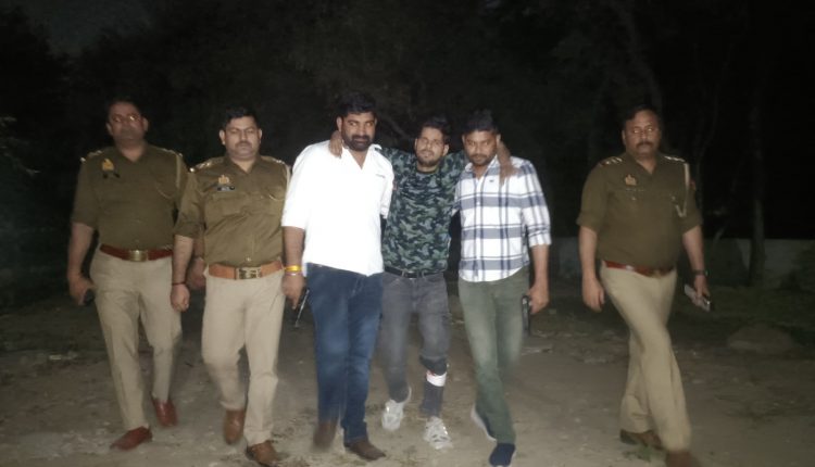 नोएडा पुलिस